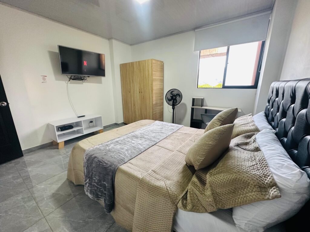 APTO 502/ APARTA HOTEL FLORESTA