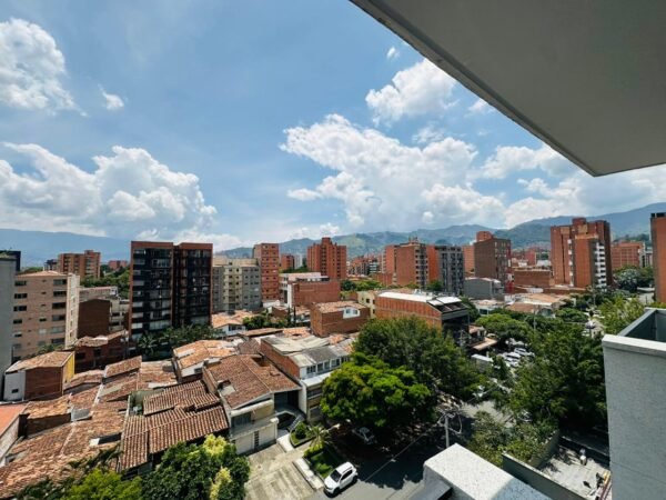 APARTAESTUDIO 802 LAURELES NOGAL - Image 27