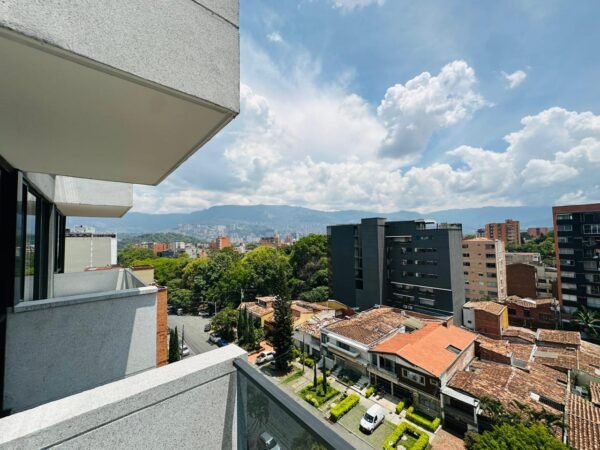 APARTAESTUDIO 802 LAURELES NOGAL - Image 26