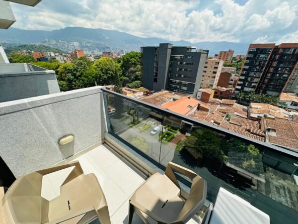 APARTAESTUDIO 802 LAURELES NOGAL - Image 25