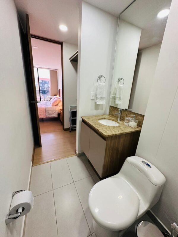 APARTAESTUDIO 802 LAURELES NOGAL - Image 22