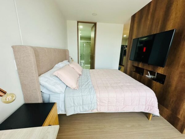 APARTAESTUDIO 802 LAURELES NOGAL - Image 14