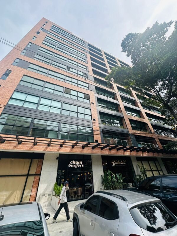 APARTAMENTO 312 ED. Kyux Laureles - Image 19