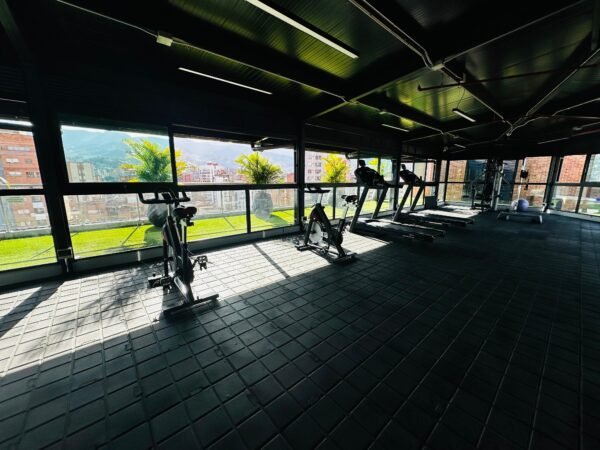 APARTAMENTO 312 ED. Kyux Laureles - Image 9
