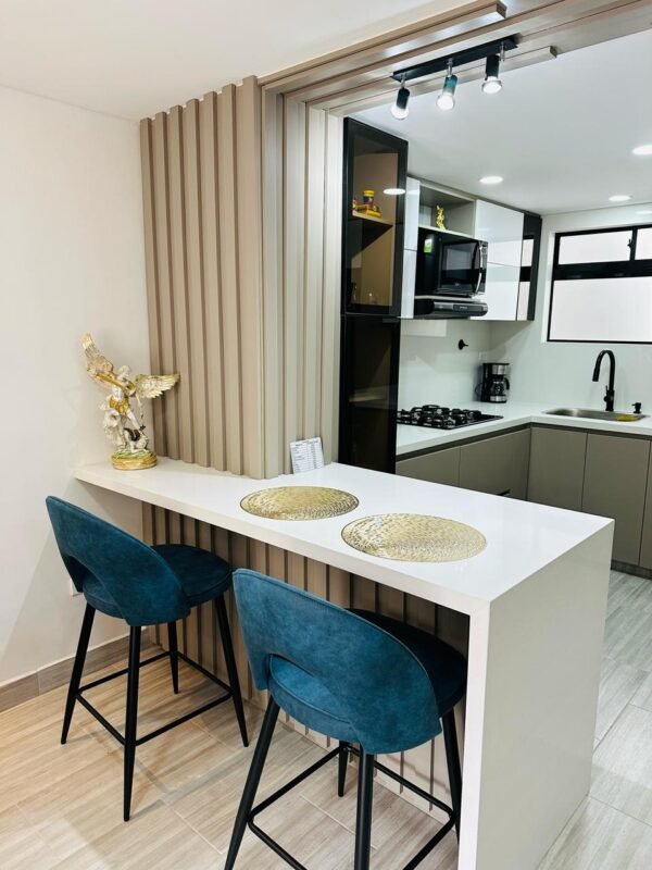 APARTAMENTO MANILA POBLADO SEGUNDO PISO - Image 8