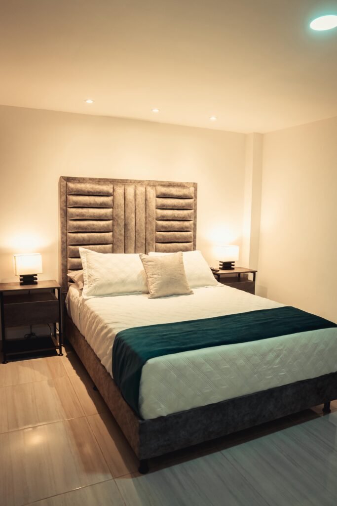 APARTAMENTO  MANILA POBLADO PRIMER PISO