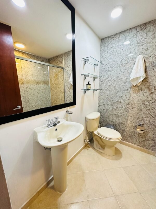 DUPLEX 1602 EDIFICIO ALLEGRO / POBLADO - Image 13