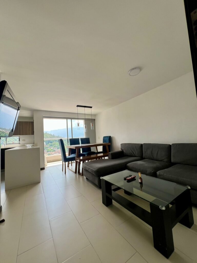 APARTAMENTO EN RENTA AMOBLADA – ROBLEDO TIERRA FIRME