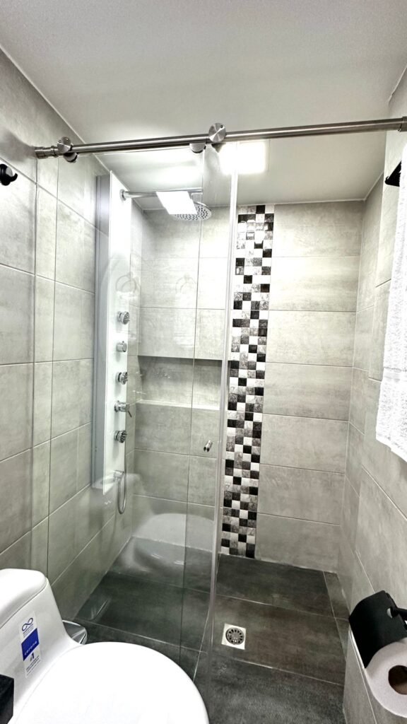 Apartamento de 110 mts, piso 11, Envigado – Abadía