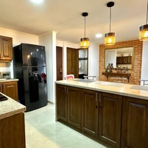 Laureles edificio Makarela